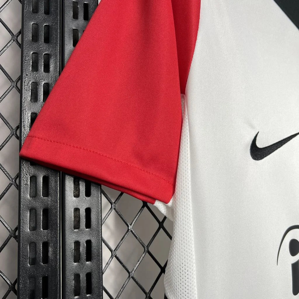 Eintracht Frankfurt Heimtrikot 2024/2025 - 11Dropz