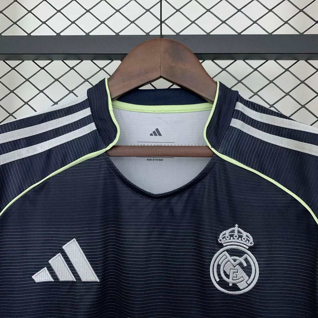 Real Madrid Auswärtstrikot 2025/2026 - 11Dropz