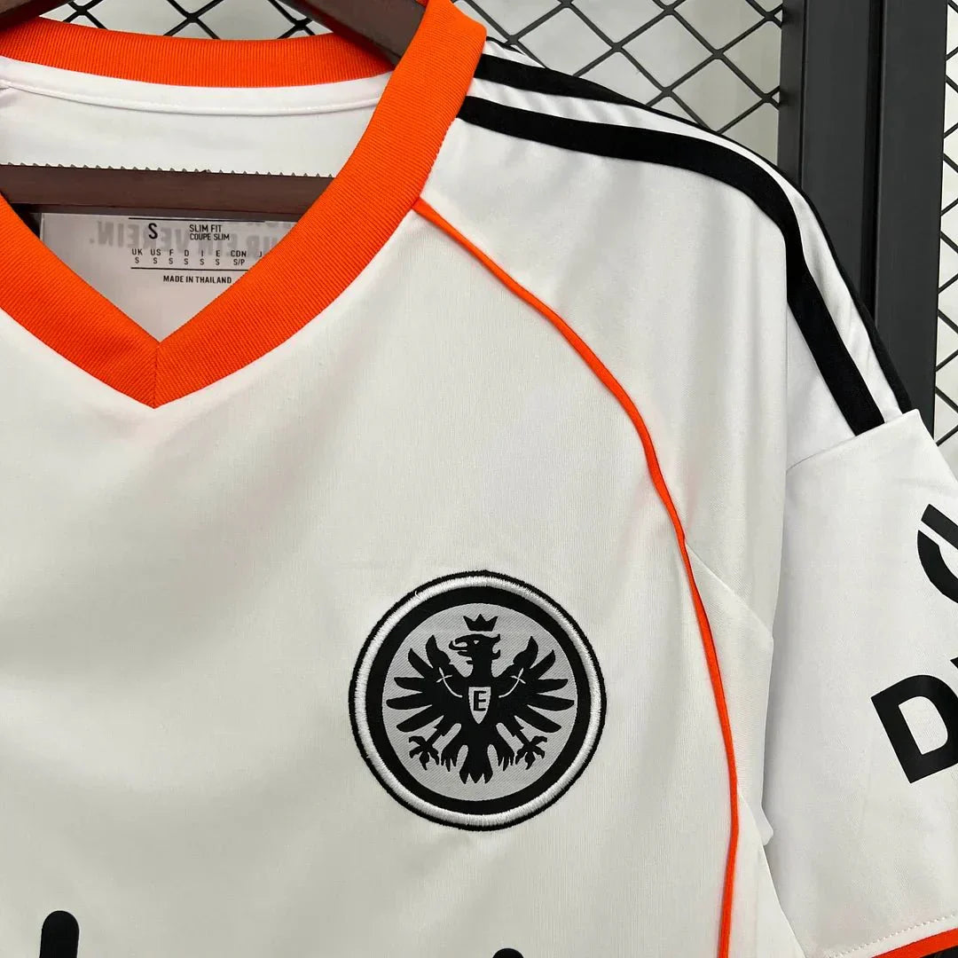 Eintracht Frankfurt Auswärtstrikot 2025/2026 - 11Dropz